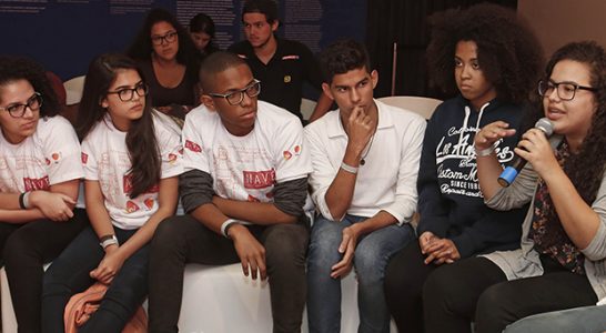 Estudantes da Escola Municipal André Urani, participante do programa Inova Escola, da Fundação Telefônica, e do colégio estadual NAVE, também do Rio, participaram dos debates do Educação 360 Tecnologia