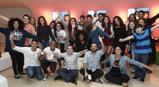 Participantes do Painel Jovem , que reuniu estudantes de várias idades