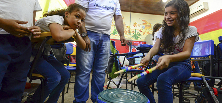 Estudantes participam de atividade escolar durante o Vacaciones Solidárias em Manaus