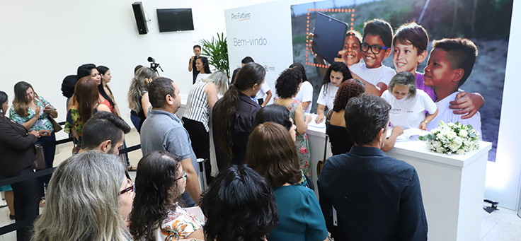 Imagem do evento de lançamento do Aula Digital em Goiânia