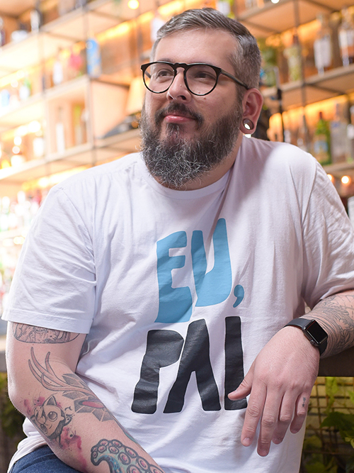 Thiago Queiroz, criador do Paizinho, Vírgula.