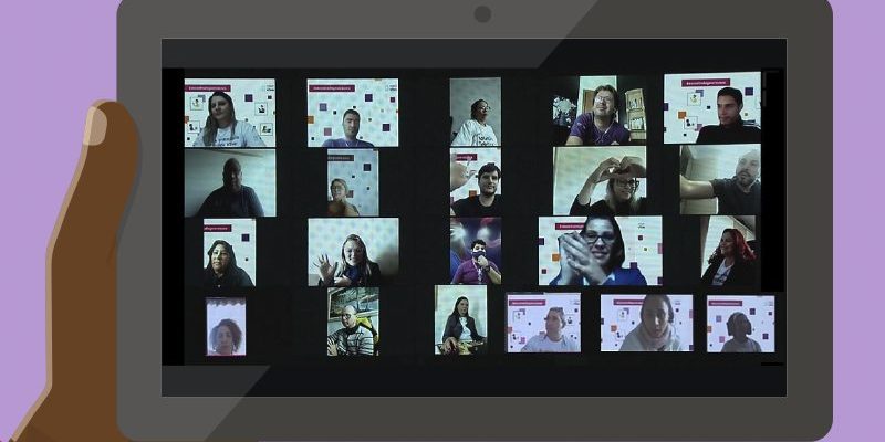 Imagem dos participantes do encontro do Programa de Voluntariado da Fundação Telefônica Vivo