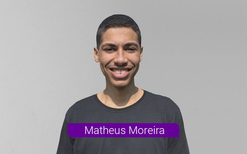 O carioca Matheus Moreira se encantou pela 42 São Paulo ao ver que o método de ensino parecia "um jogo". Hoje ele estuda Matemática Aplicada