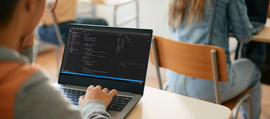 Professor, confira o que seus alunos iniciantes precisam aprender primeiro quando o tema é linguagens de programação