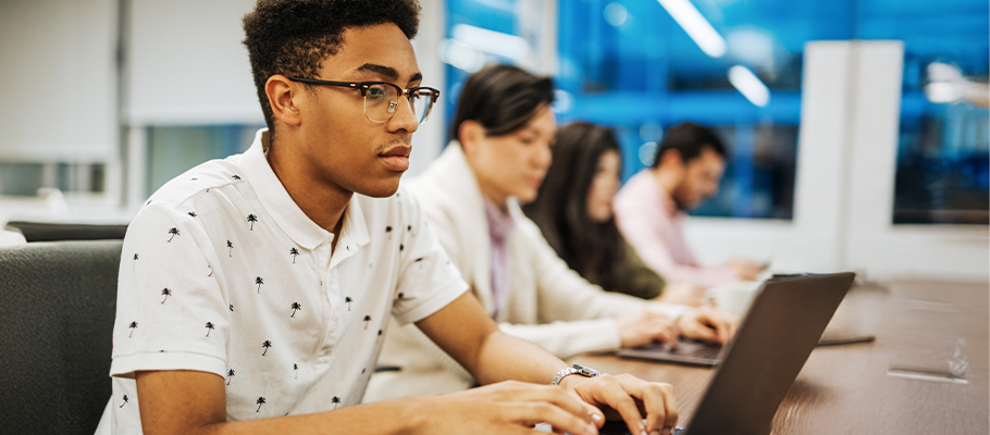 Imagem ilustra nota técnica que exemplifica o termo tecnologia na educação e sua aplicabilidade