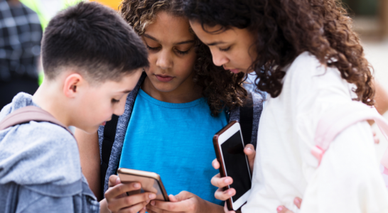 Divulgada pesquisa sobre o uso da internet por crianças e adolescentes – TIC Kids Online Brasil 2025