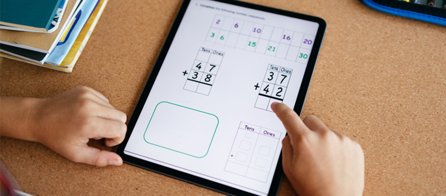 Imagem ilustra a matéria que exemplifica o termo plataformas de matemática