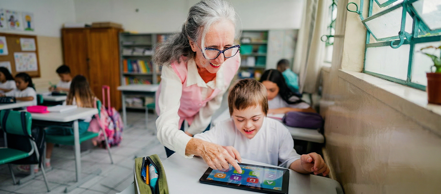 Imagem ilustra a matéria que exemplifica o termo tecnologia assistiva na educação