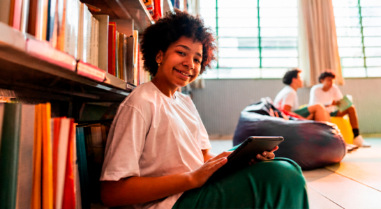 10 bibliotecas digitais gratuitas para usar na escola