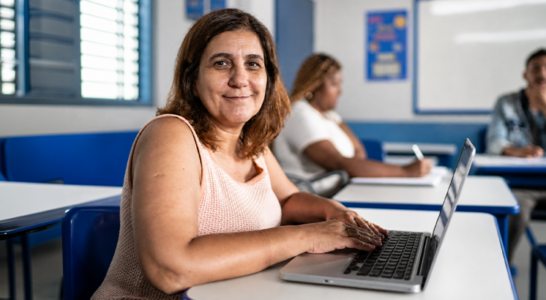 Formação de professores de matemática: como a tecnologia pode apoiar a aprendizagem docente